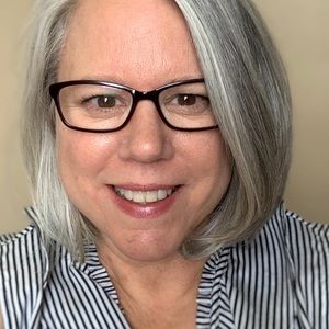 Meet your Posher, Sharon